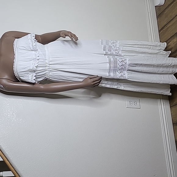 Maxi Dress Size Small White Strapless Ruffle Lace Travel Casual Cruise Summer - Picture 4 of 9